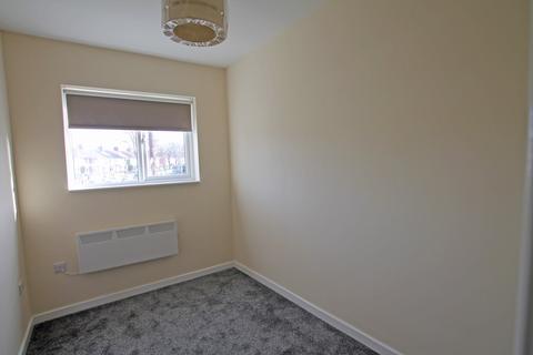 2 bedroom flat to rent, Boothferry Rd, HU4