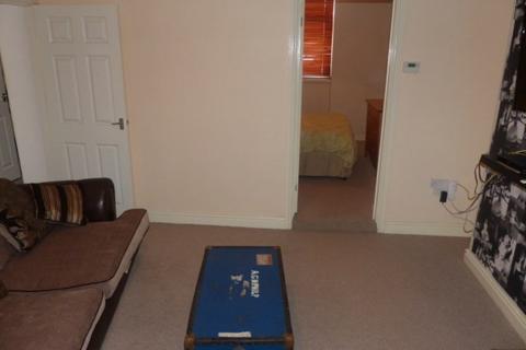 2 bedroom apartment to rent, Pwllgwaun Road, Pontypridd, CF37 1HH