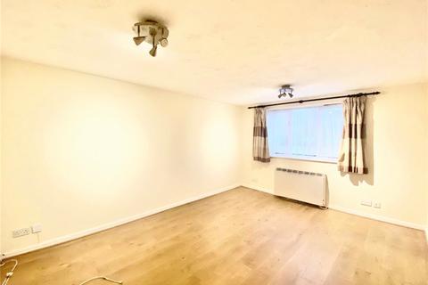 2 bedroom apartment to rent, Varsity Drive, Twickenham, TW1