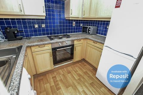 2 bedroom flat to rent - Mallow Street, Hulme, Manchester, M15