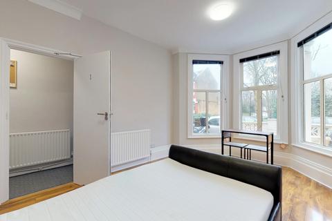5 bedroom house share to rent, Falkland Road, Harringay