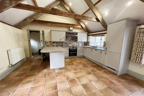 2 bedroom barn conversion to rent - Loddiswell