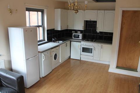 5 bedroom flat to rent, 173b, Mansfield Road, NOTTINGHAM NG1 3FR