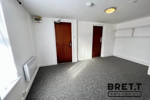 1 bedroom flat to rent, Flat A Brooke House, Brooke Avenue, Milford Haven SA73 2LR