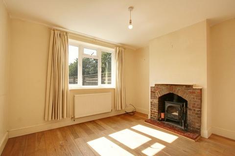 3 bedroom semi-detached house to rent, Charming Three bedroom Cottage £1895pcm
