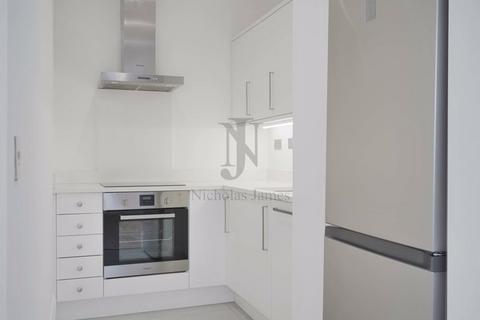 1 bedroom apartment to rent, Willenhall Lodge, Great North Road, Barnet EN5