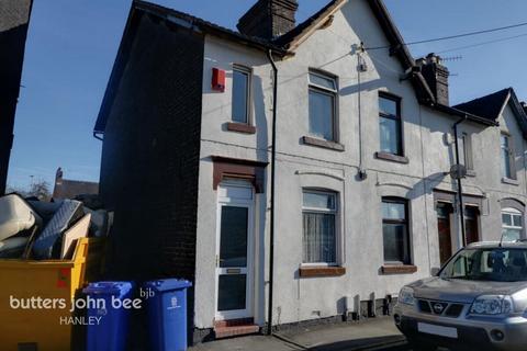 2 bedroom end of terrace house to rent, Pennell Street, Stoke-on-trent