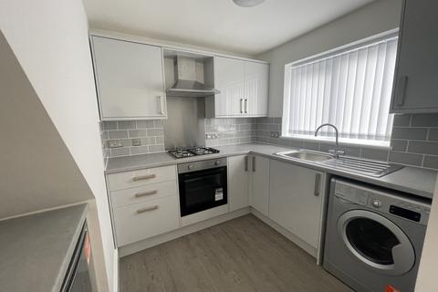 2 bedroom terraced house to rent, Birchdale Road, Appleton, Warrington, Cheshire, WA4