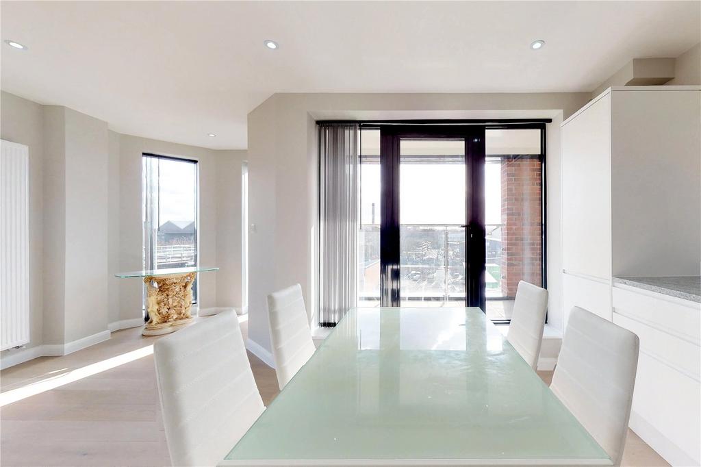 Kitchen/Living Room