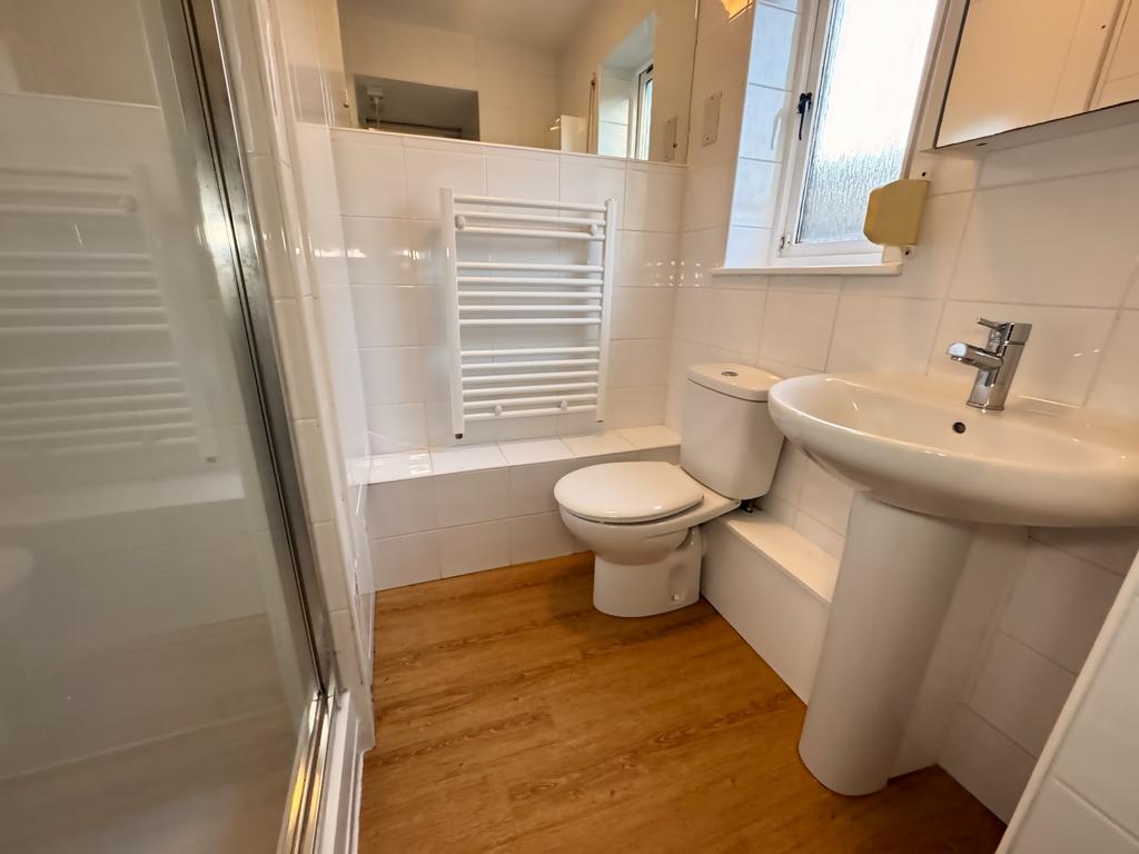 En-suite 1