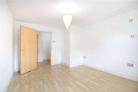2 bedroom apartment to rent - Holland Gardens, Brentford, TW8