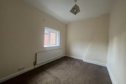 2 bedroom end of terrace house to rent, Shortheath Road, Erdington, Birmingham