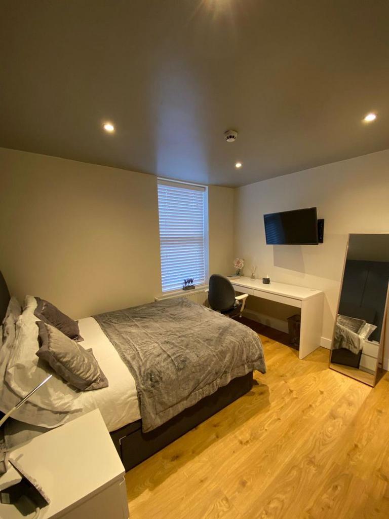 Room 5