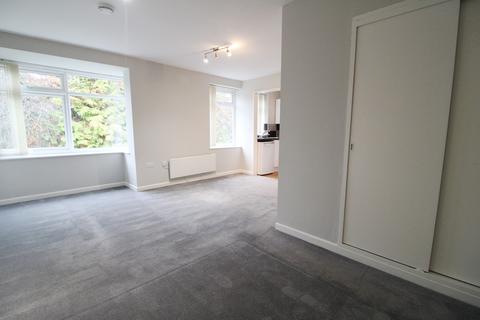 Studio to rent, 34 Douglas Court, Hartsbourne Road, Reading, RG6