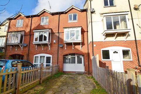 4 bedroom terraced house to rent, Southampton