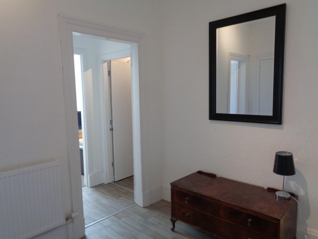 Paisley Road West, Cardonald, Glasgow, G52 2 bed flat to rent £750