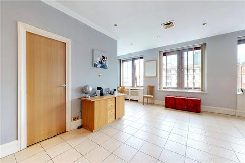 2 bedroom apartment to rent, Whitehouse Apartments, 9 Belvedere Road, London, SE1