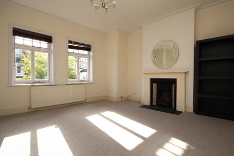 2 bedroom flat to rent, Onslow Gardens, Muswell Hill, N10