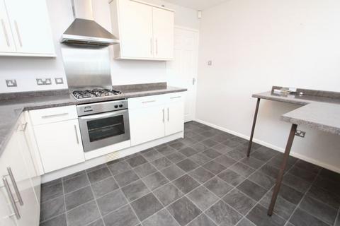 2 bedroom terraced house to rent, Burdock Close, Walsall