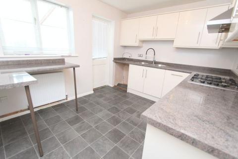 2 bedroom terraced house to rent, Burdock Close, Walsall