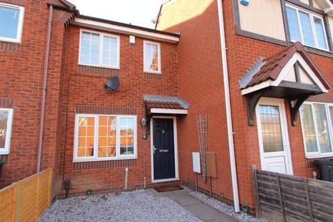 2 bedroom terraced house to rent, Burdock Close, Walsall