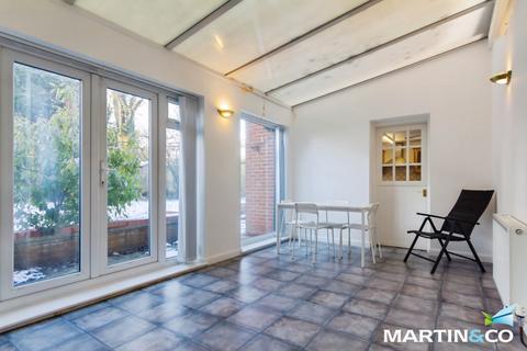 4 bedroom semi-detached house to rent, Swarthmore Road, Selly Oak, B29