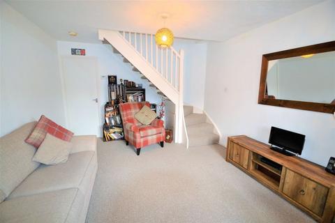 2 bedroom terraced house to rent, Angora Drive, Salford