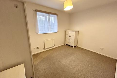 2 bedroom terraced house to rent, Angora Drive, Salford