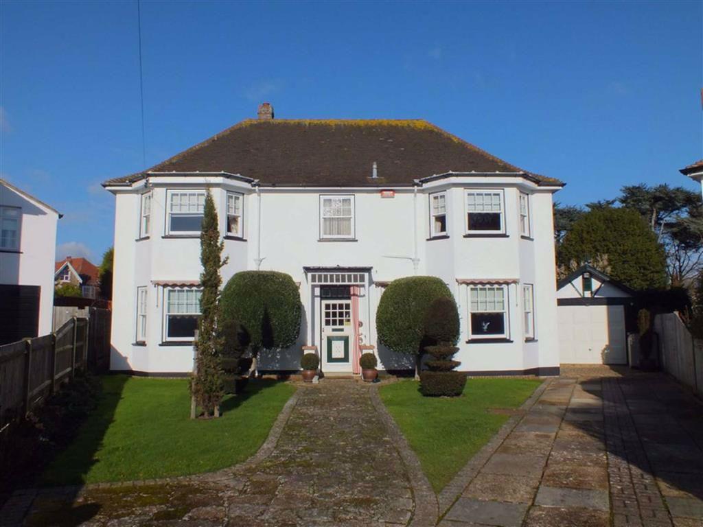 Godwyn Gardens, Folkestone, Kent, CT20 4 bed detached house £695,000