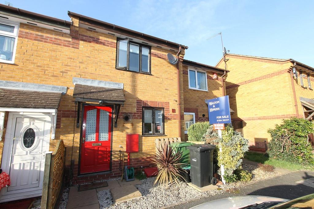 Richardson Drive, Wollaston, Stourbridge, DY8 2 bed terraced house £155,000