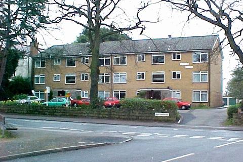 2 bedroom flat to rent - Warwick Court, Wake Green Road, Moseley, Birmingham B13