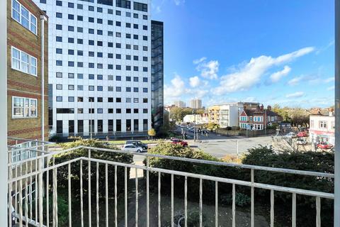 undefined, Lauriston Place, Southend On Sea SS1