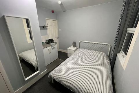 Studio to rent - Essex Street, Reading