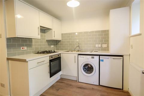 Studio to rent, Harpenden AL5