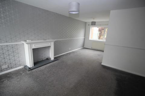 3 bedroom semi-detached house to rent, St Marys Avenue, Altofts
