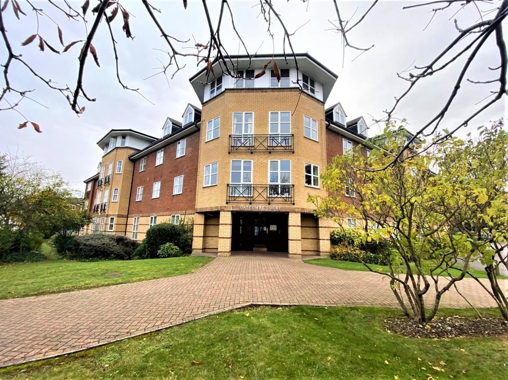 st-albans-1-bed-apartment-995-pcm-230-pw