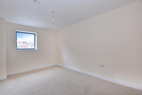 2 bedroom flat to rent, Apartment 7, 41 Southgate Street