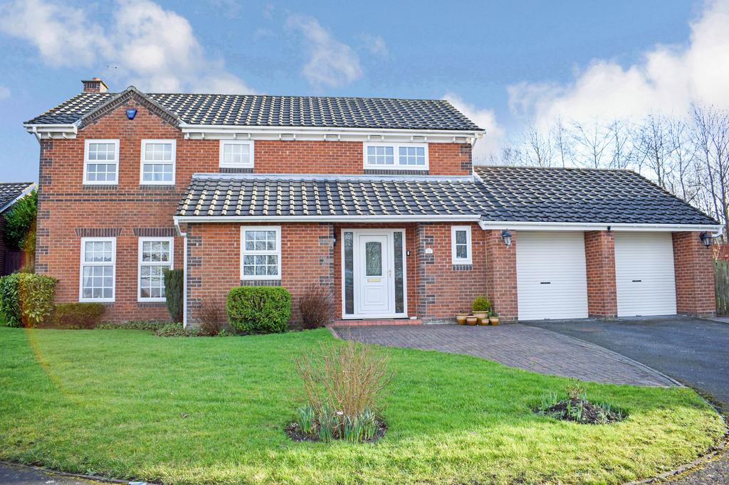 Aylsham Close, Newcastle upon Tyne, Tyne and Wear, NE5 1QT 4 bed detached house £440,000