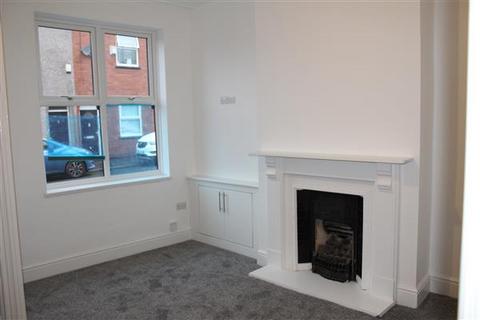 2 bedroom terraced house to rent, Brookdale Street, Manchester