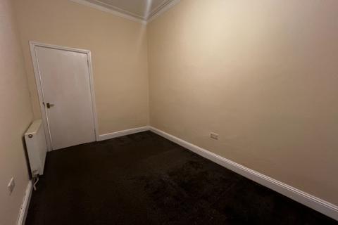 2 bedroom flat to rent, Glasgow Road, Paisley, Renfrewshire, PA1