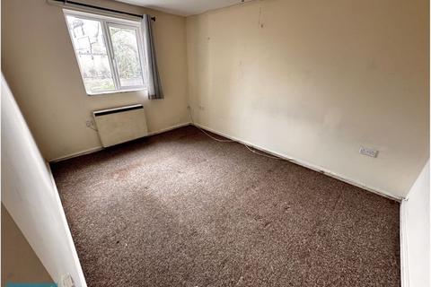 2 bedroom flat for sale, St Marys Court, Bridgwater
