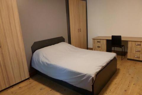1 bedroom flat to rent, Hanover Square, University,Leeds,LS3 1AP
