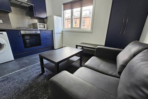 undefined, Hyde Park Road, Hyde Park, Leeds LS6 1AH