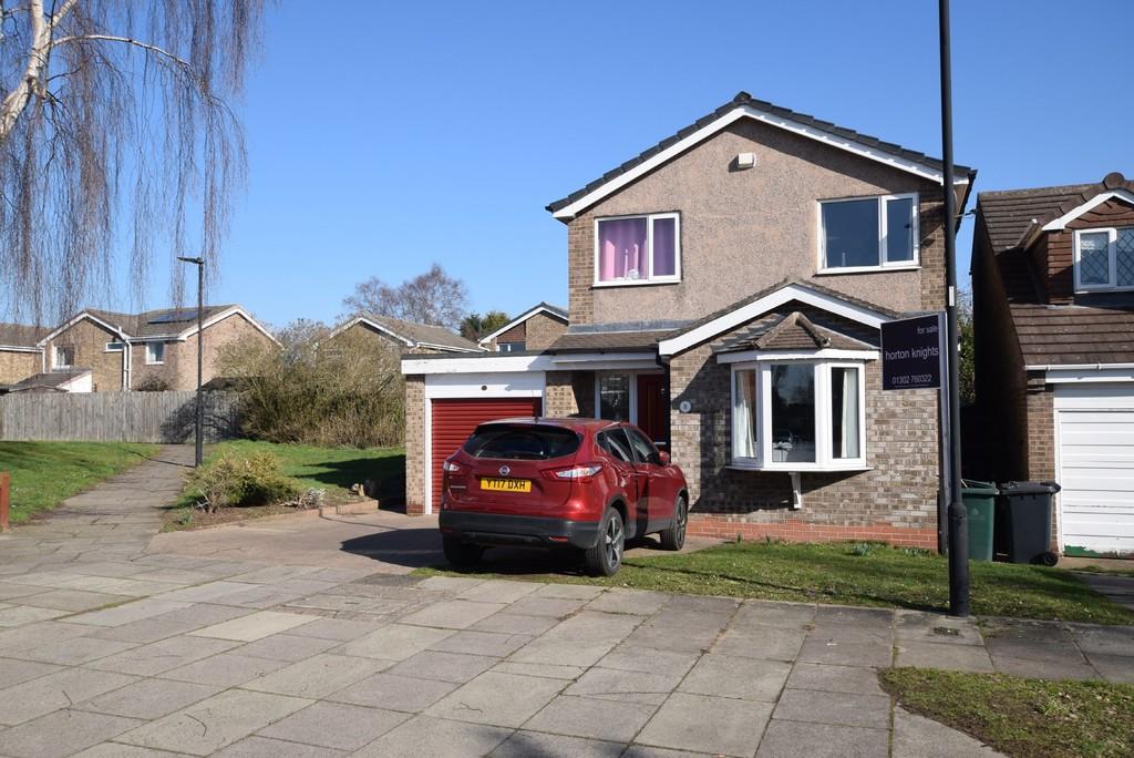 Kelsey Gardens, Bessacarr 3 bed detached house £189,950