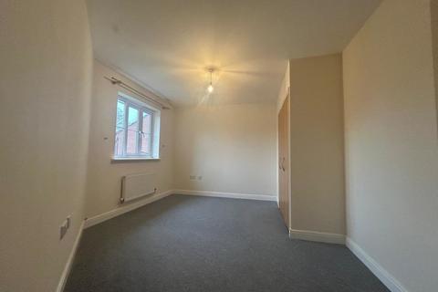 3 bedroom terraced house to rent, Youngs Orchard, Abbeymead, Gloucester