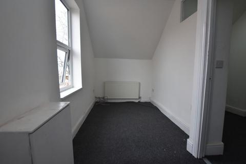 undefined, Studio Flat Langtry Grove, Nottingham