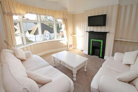1 bedroom flat to rent, Purley Park Road, Purley