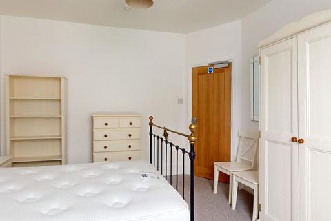 1 bedroom in a house share to rent, Botley Road, Oxford