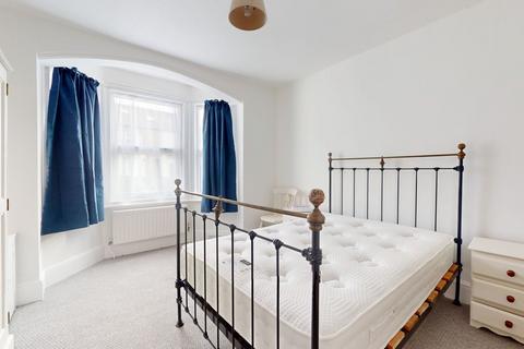 1 bedroom in a house share to rent, Botley Road, Oxford