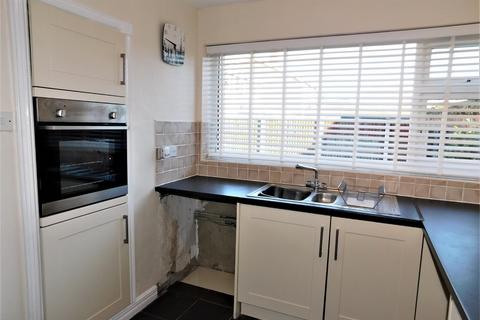 3 bedroom semi-detached house to rent, The Green, East Leake